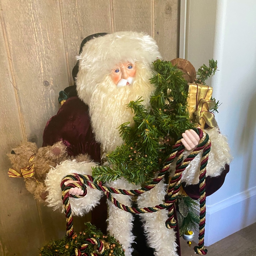 Chelsea Santa collectible great condition